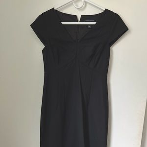 Black tailored cap sleeve above the knee classic shift by banana republic